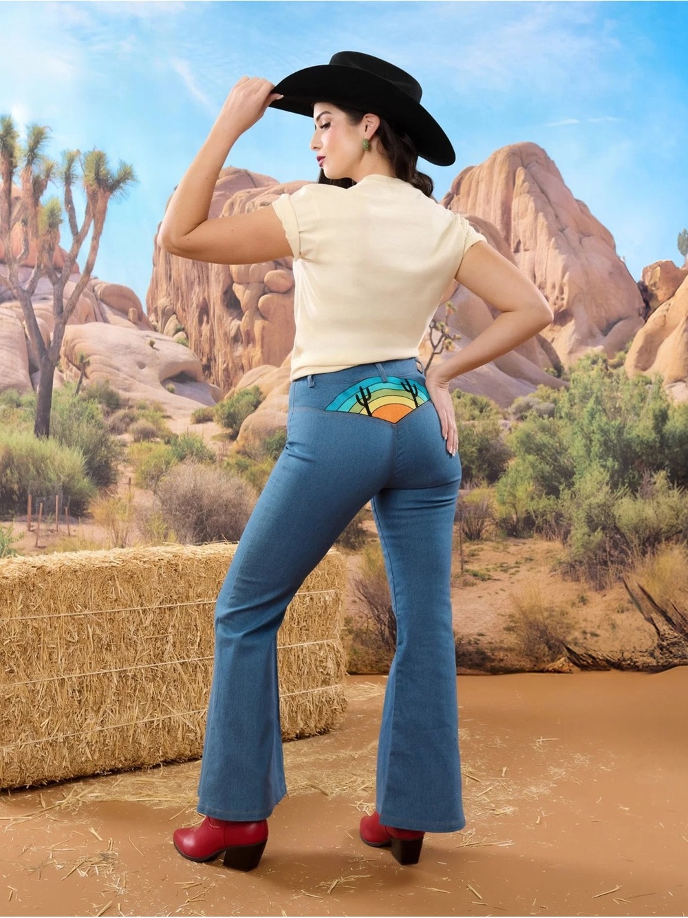 Unique Vintage Blue Denim Western Embroidered Jeans